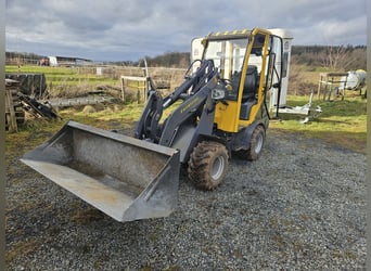 Eurotrac W11 mit Kabine, Heizung und Radio