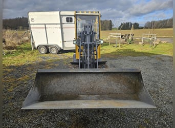 Eurotrac W11 mit Kabine, Heizung und Radio