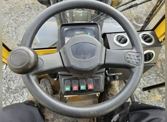 Eurotrac W11 mit Kabine, Heizung und Radio