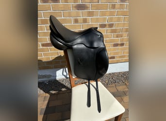 Passier dressage saddle, size 17