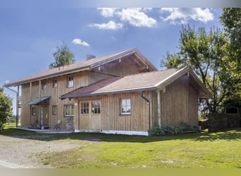 Exklusiver Pferdebetrieb im Chiemgau - PREIS AUF ANFRAGE Exklusiver Pferdebetrieb im Chiemgau - PREIS AUF ANFRAGE
