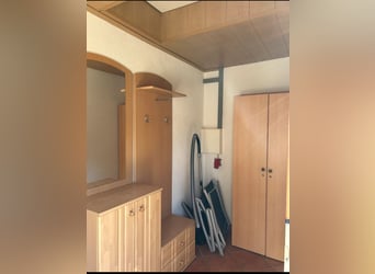 Schöne 1,5-Zimmer-Wohnung auf idyllischem Pferdehof zu vermieten Schöne 1,5-Zimmer-Wohnung auf idyllischem Pferdehof zu vermieten